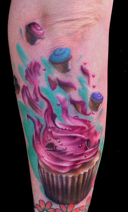 Ryan Mullins - exploding cupcake color tattoo